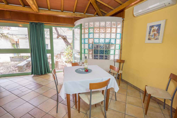 Sardinien Ferienhaus Dependance in villa con piscina 3